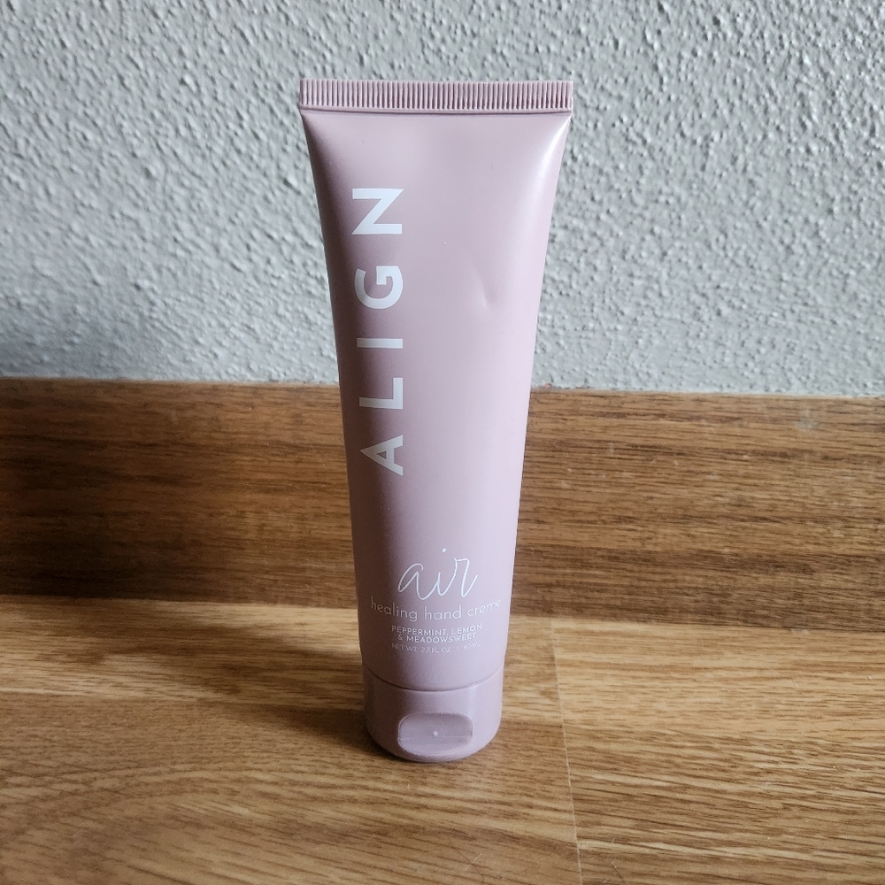 NWT Align Air Healing Hand Cream
